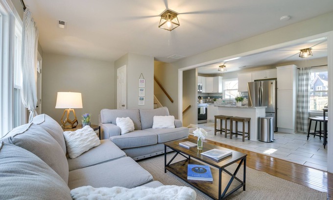 High Point House | Sunny Family Home, 3 Mi to High Point Market!