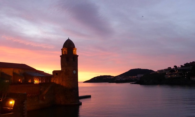 Collioure Apartment | Sunny first line apartment on the beach 3 *, wifi, air conditioning
