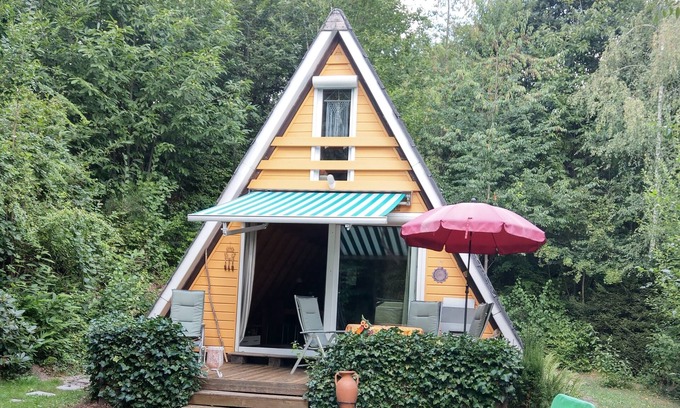 Feriendorf Eichwald Ski Chalet | Sunny holiday house with a clearing in the woods