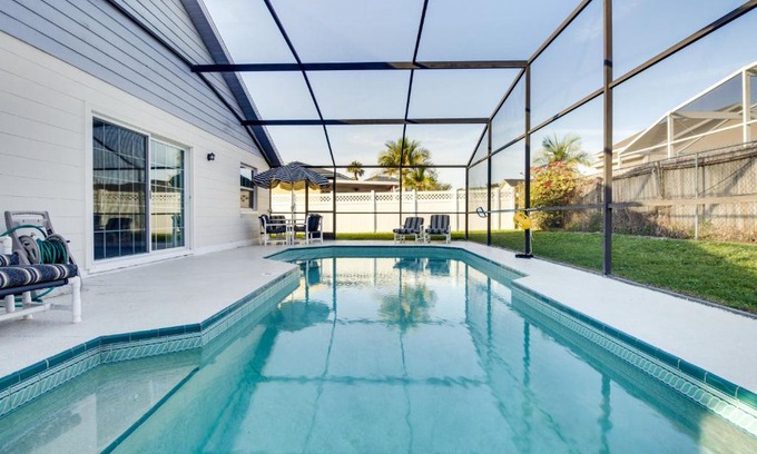 Buena Ventura Lakes House | Sunny Kissimmee Home with Pool about 12 Mi to Disney!