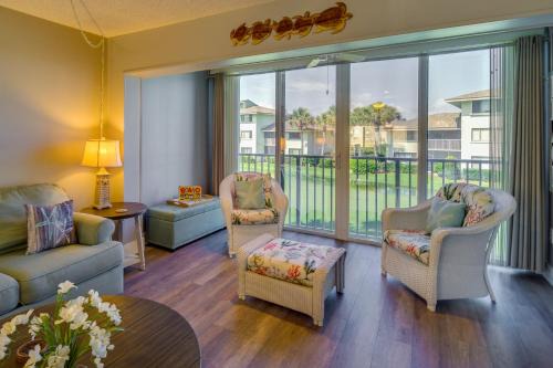 Fort Pierce Apartment | Sunny Ocean Village Beach Condo Community Pool