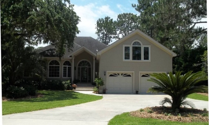 Palmetto Dunes House | Sunny, Resort Like Back Yard, Huge New Pool-FREE HEAT, Close To Beach