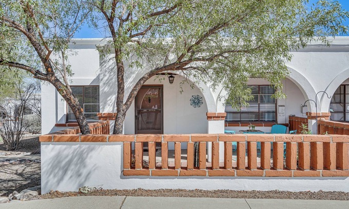 Green Valley Condo | Sunny Retreat w/Private Patio in Green Valley!