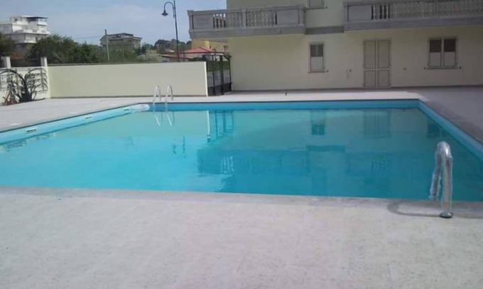 Stignano Mare Apartment | Sunny Seaside Escape in Caulonia