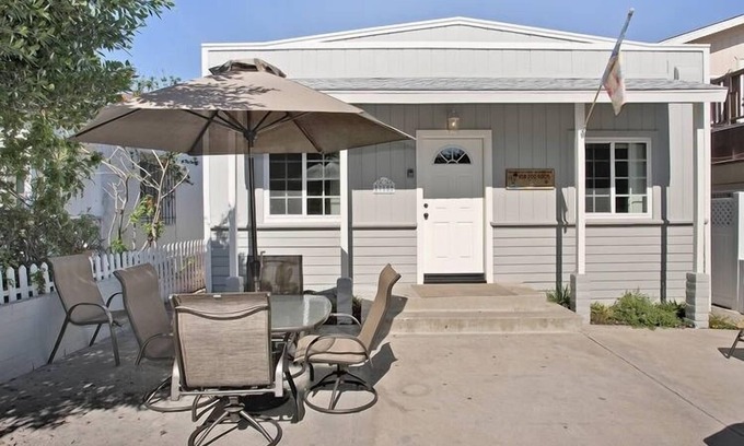 South Mission Beach House | Sunny South Mission Vacation House - Dover Court
