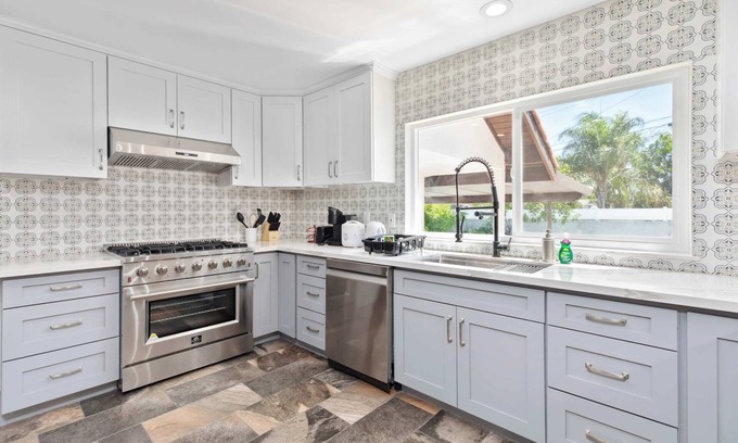 Hacienda Heights House | Sunny Spanish Villa Pool, Parking & Privacy