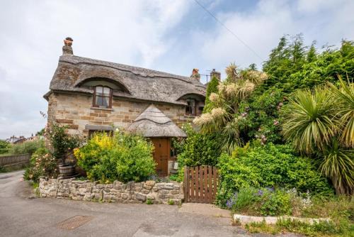 Hinderwell House | Sunnybank Thatch