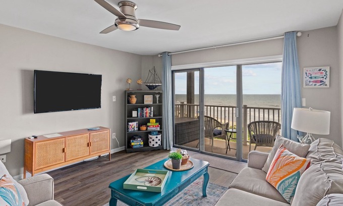 Sneads Ferry Condo | Sunrise Escape- w/linens- Oceanfront