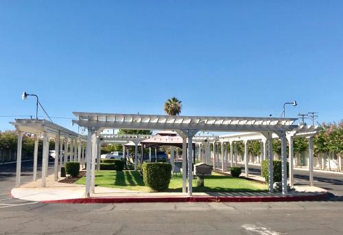 Turlock Hotel | Sunrise Inn