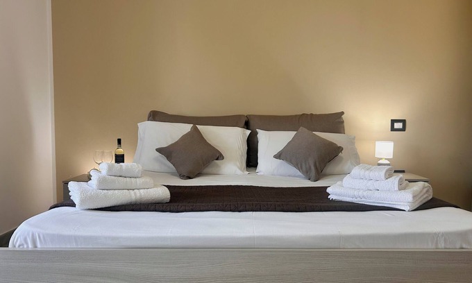 Santa Domenica Apartment | Sunrise Residence - Your peaceful stay near Tropea and Capo Vaticano"