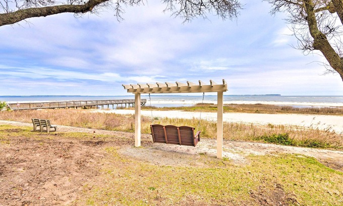 Palmetto Dunes Condo | Sunroom + Beach Access: Hilton Head Condo