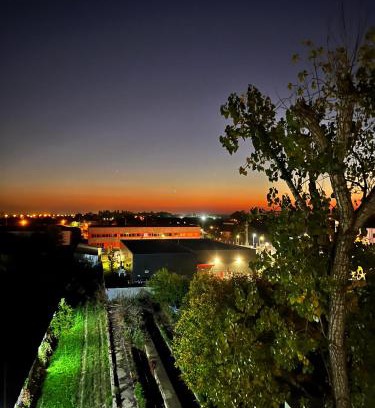 Otopeni Apartment | Sunset Apartment Otopeni