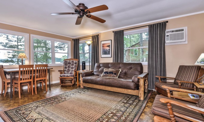 St Germain House | Sunset Bay - Hiller Vacation Homes - Little Saint Lake