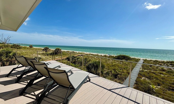 Placida House | Sunset Beach House! Beachfront and Pet-Friendly