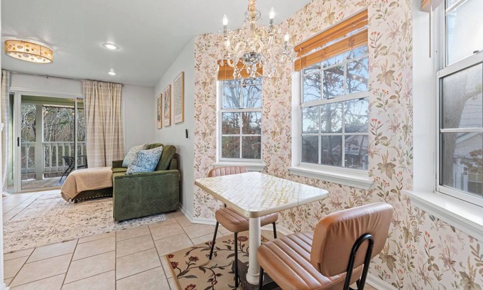Fairfield Bay Condo | Sunset Cottage