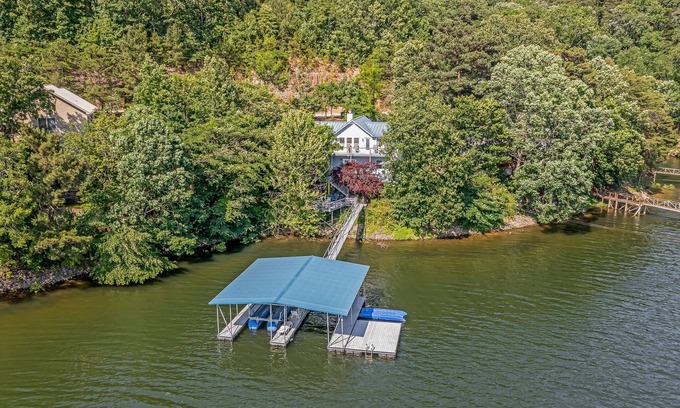 Bremen House | Sunset Cove: 4 BR, 3 BA in Bremen, Sleeps 12