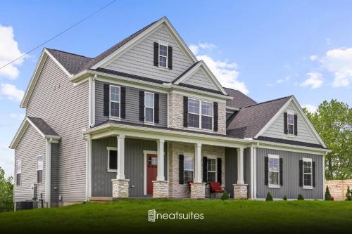 Rutland House | Sunset Lodge - Country Home Near Ark