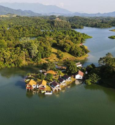 Vang Vieng House | Sunset Nam Ngum resort