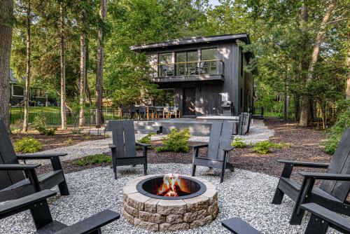 Michiana House | Sunset on Pokagon
