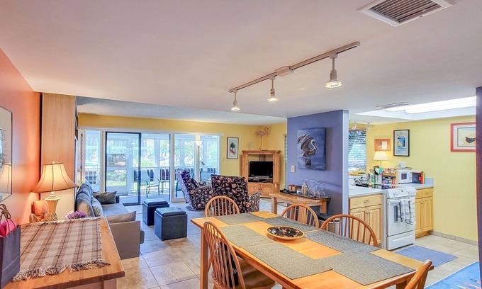 Welaka Condo | Sunset Serenade in Welaka