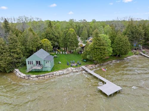 Baileys Harbor House | Sunset Shores - Waters Edge Cottage #2 by Simple Life Rentals