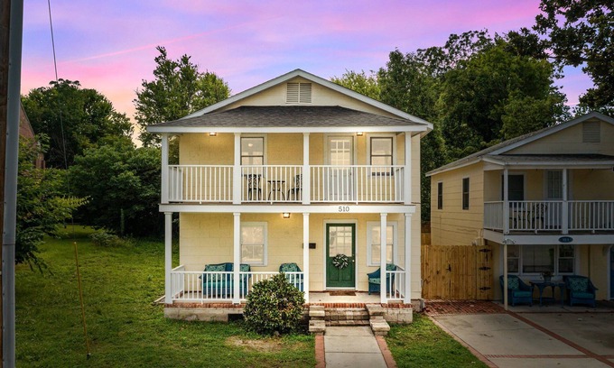 New Bern House | Sunshine Manor