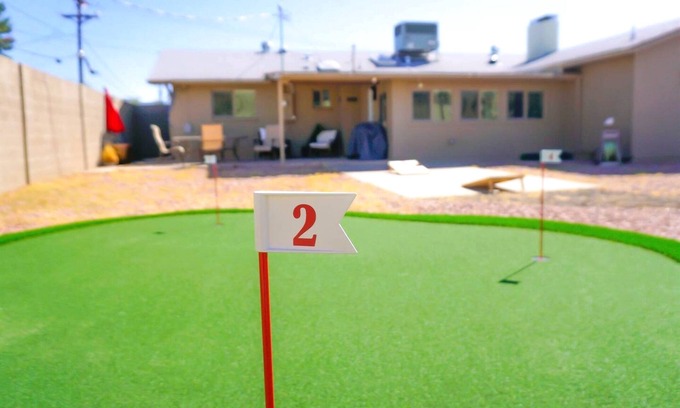 Tempe House | Sunswept Skies- Putting green~Firepit~ASU