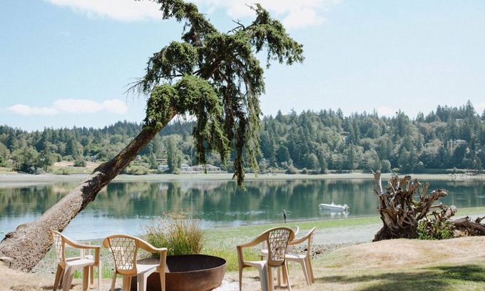Bremerton Cottage | SUP Board Paradise|Waterfront Cabin|Private Beach🌊