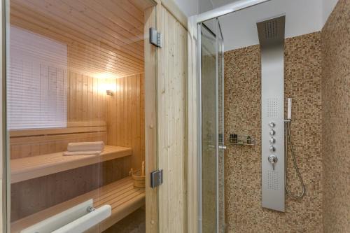 Agia Marina Villa | Sup Villa Marina Mare Sauna-Hammam & Heated Pool - BBQ
