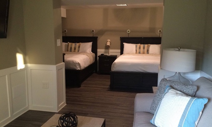Colonie Hotel | Super 8 by Wyndham Albany
