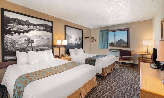Hill City Hotel | Super 8 by Wyndham Hill City/Mt Rushmore/Area