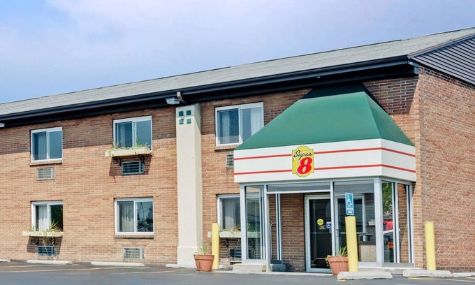 Kenmore Hotel | Super 8 by Wyndham Kenmore/Buffalo/Niagara Falls Area