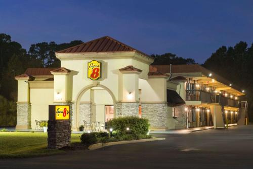 National Gardens Hotel | Super 8 by Wyndham Ormond Beach