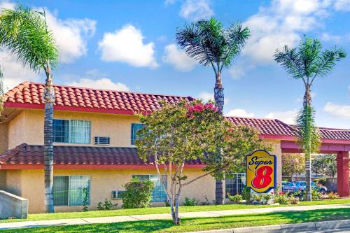 Upland Hotel | Super 8 by Wyndham Upland Ontario CA