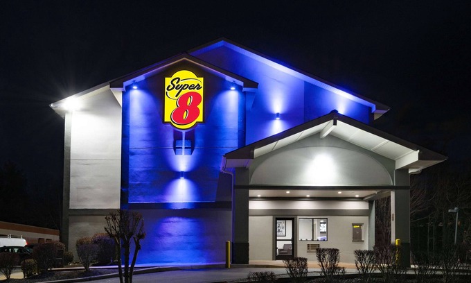Charlottesville Hotel | Super 8 by Wyndham Charlottesville