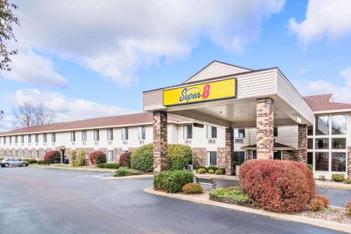 Wausau Hotel | Super 8 by Wyndham Wausau