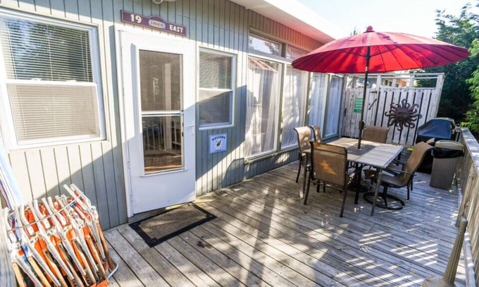 Ocean Bay Park House | Super Clean all renovated home sleeps 10