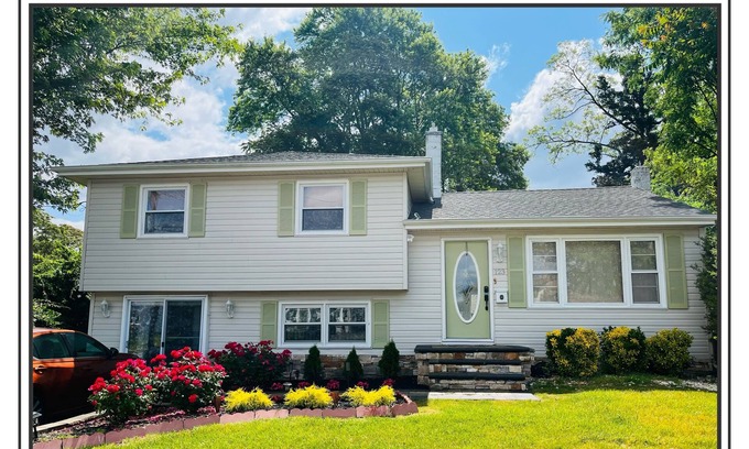 Somers Point House | Super Clean & Cozy 5 BR, 2BA Full House !