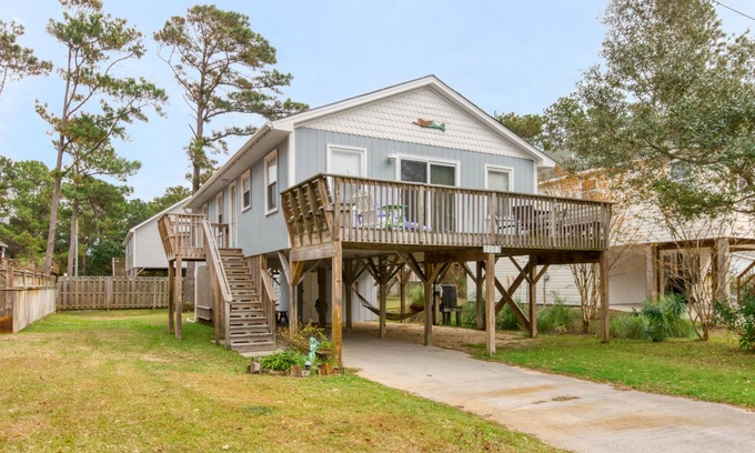 Colington House | Super clean, EXCEPTIONAL reviews- Spring & Summer 2025 Open!