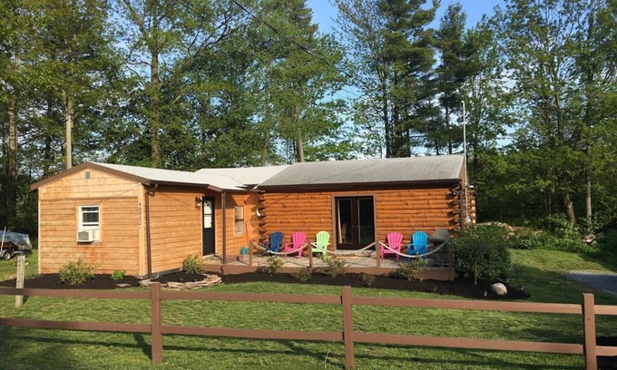 Alexandria Bay House | Super Clean, Pet Friendly Cottage! 3 Bedroom! NO EXTRA FEES!