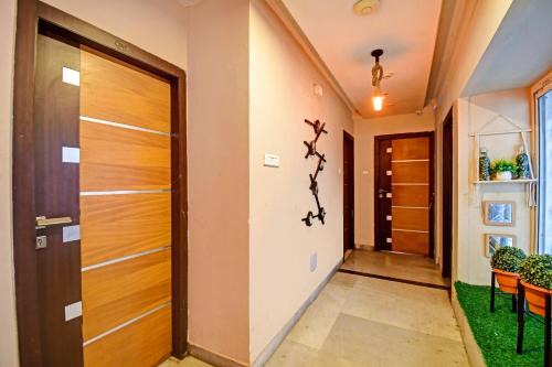 Tollygunge Hotel | Super Collection O Avenue Regency Near Kalighat Kali Temple