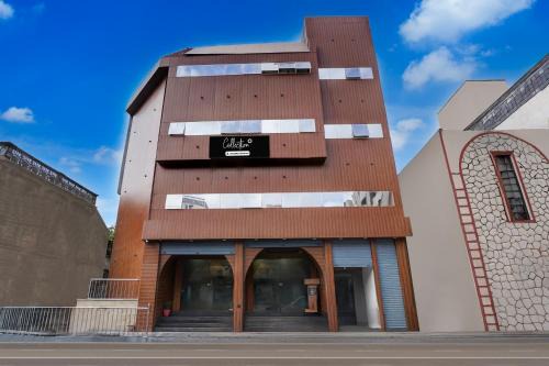 Rajkot Hotel | Super Collection O Race Course Garden Rajkot Formerly Shahi Darbar