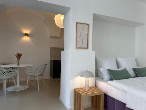 Pirna Apartment | Super zentral mit Parkplatz, Fenster verspiegelt