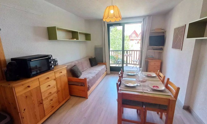 Reallon Apartment | Superb 4-bed studio with enclosed sleeping area in Réallon