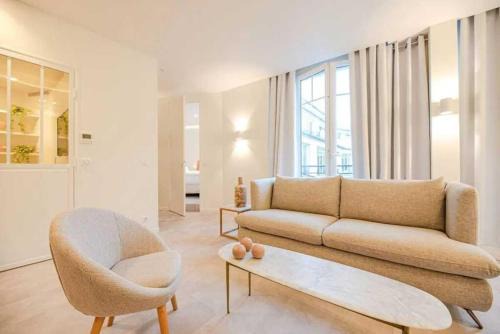 8th Arrondissement Apartment | Superb Appt with AC - 2BD-6P - Madeleine-Opera