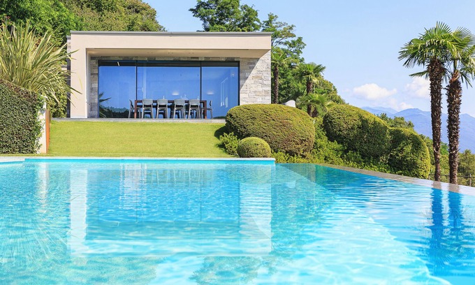 Stresa Villa | Superb modern villa with pool and sweeping views over the lake! - Villa Falcone