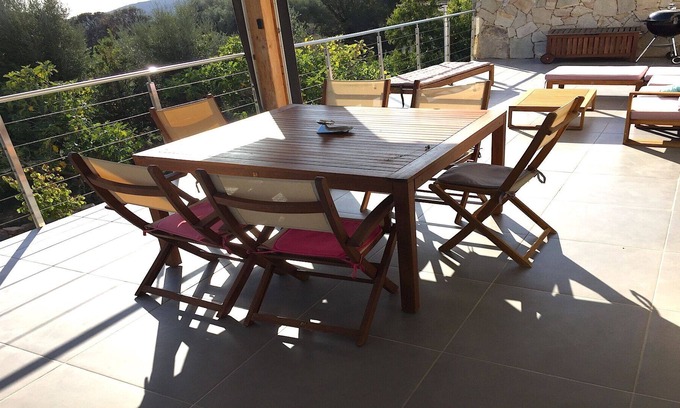 Monacia-d'Aullene House | superb new village center villa, sea view, close to beaches