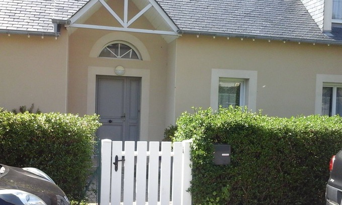 Rotheneuf-Le Pont House | Superb sea view house 100 m from the beach