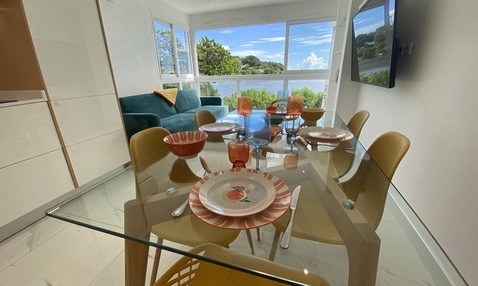 Bas du Fort Apartment | Superb seaside apartment