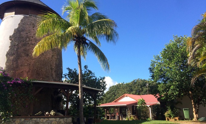Le Gosier Villa | Superb Villa du Moulin for rent with Pool and garden near beach and shops
